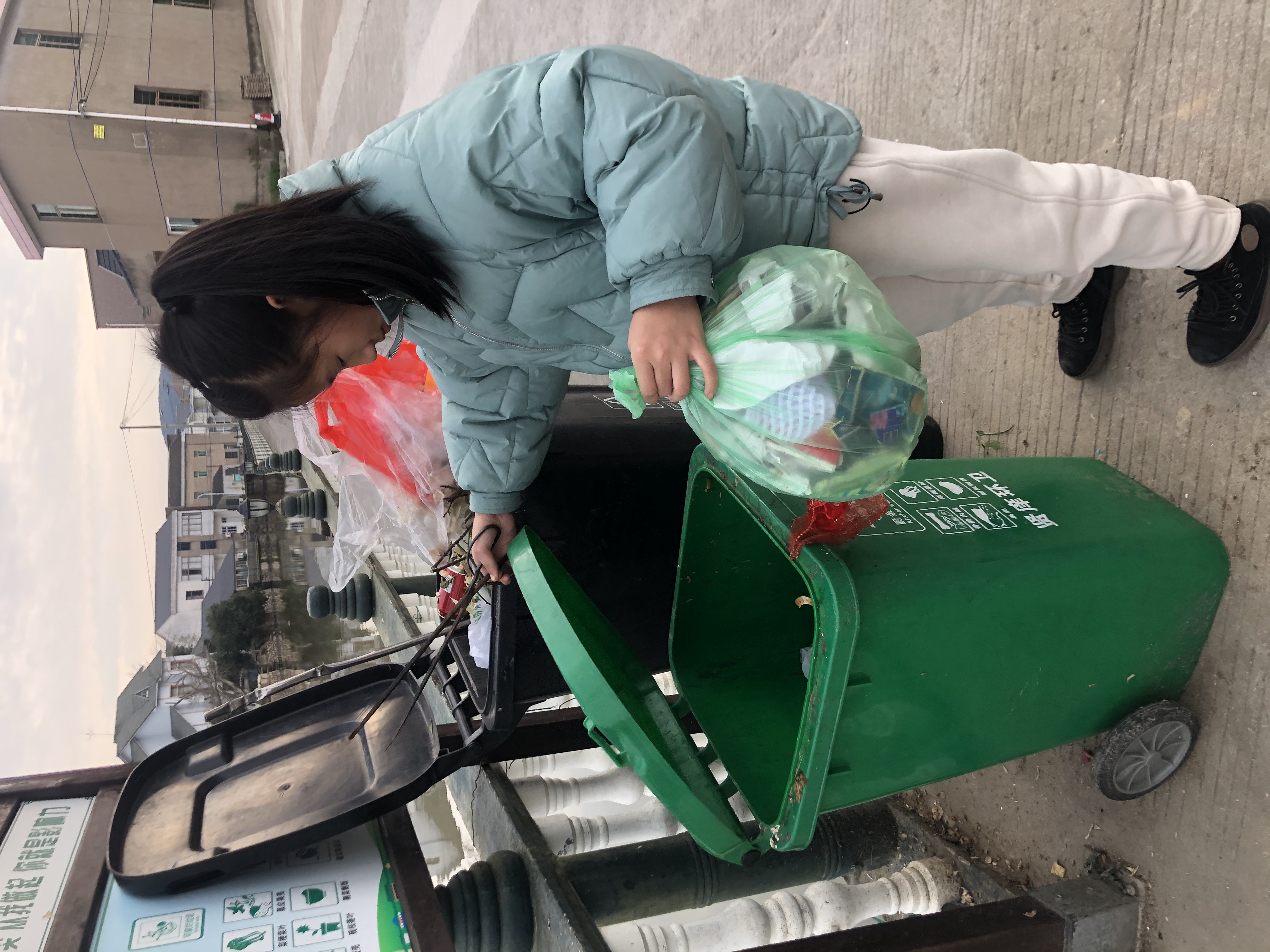 单机仙侠类游戏_塔防类游戏单机_捡垃圾类单机游戏游戏
