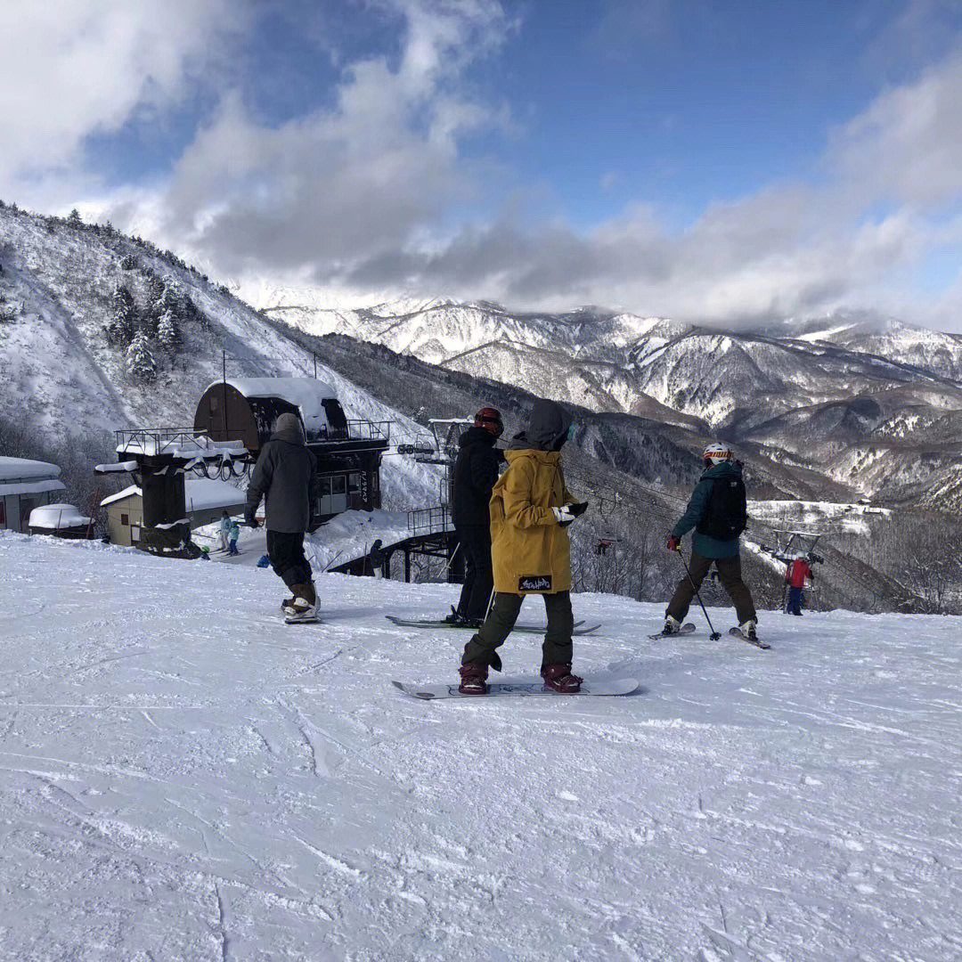 电子烟加盟首选 搜雪加优势