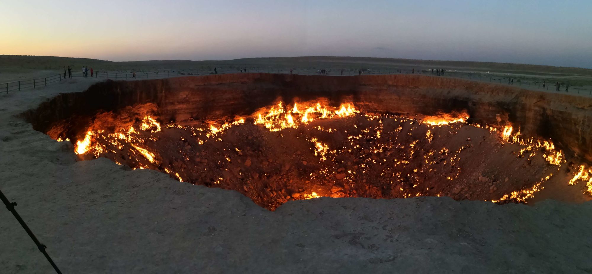 地狱熔炉旁边的铁锤在哪_地狱熔炉在哪_地狱熔炉