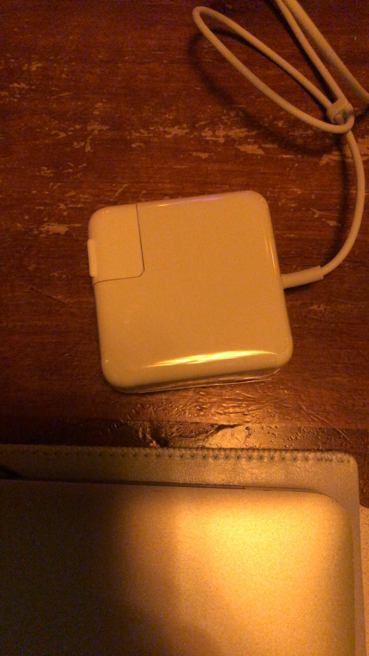 iphone充电充不进去-iPhone充电攻略：选择合适充电