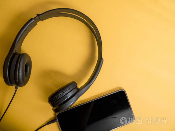 照相手机游戏耳机-照相手机与游戏耳机：我生活中不可或缺的情感