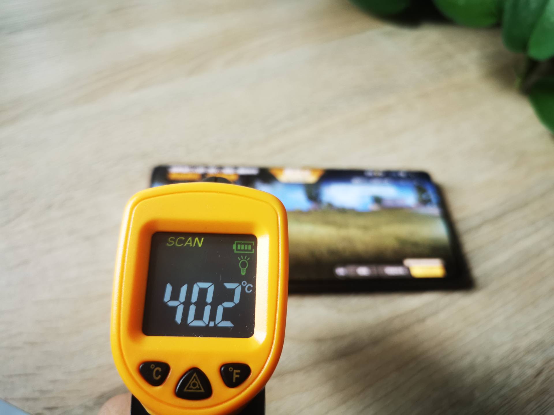 手机游戏帧数温度检测器：让你告别游戏卡顿和过热烦恼