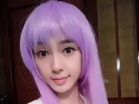 手机游戏流畅度-资深游戏迷吐槽：手机卡顿让游戏体验如灾难般糟