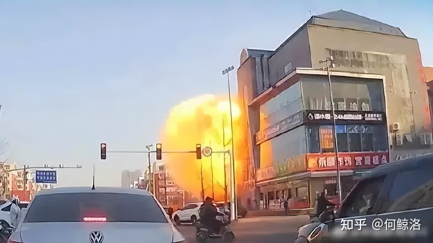 爆发的游戏_手机游戏引发爆燃_手机爆炸游戏