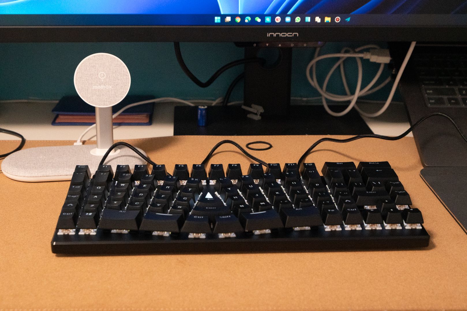 手机皮套键盘 玩游戏_键盘玩皮套手机游戏怎么设置_键盘玩皮套手机游戏好吗