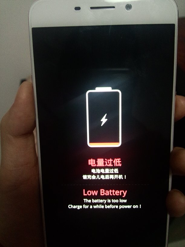 手机游戏没电脑游戏好玩_手机上玩电玩_手机一玩游戏就没电了