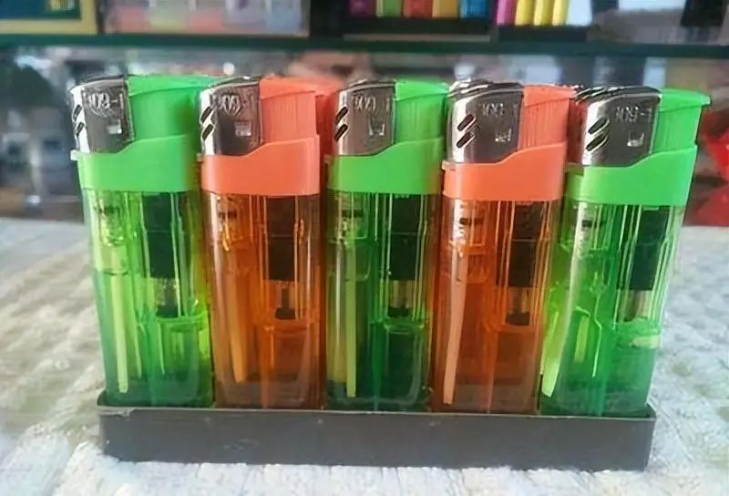 火机品牌_火机玩法最简单玩法_手机游戏火机