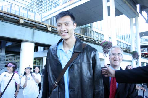 易建联选秀大会视频_易建联选秀年还有谁_易建联是哪一年的nba选秀