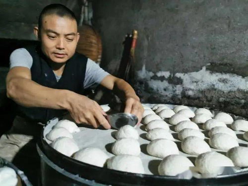 粑粑人